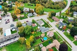 Scrap car removal team in Aurora